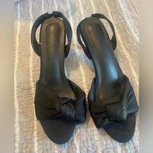 Black Satin Womens Size 9.5 40 Slingback Kitten Heels Open Toe Bow EUC Classy